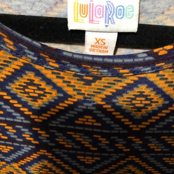 XS LuLaRoe Carly - Picture 1 of 4